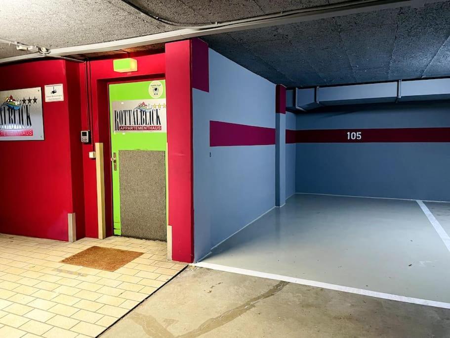 Fewo 20 - Appartement Im Rottalblick - Youngmodern Wohnen Mit Bademantelgang Zur Therme, Tv, Balkon Und Persoenlichem Gaesteempfang Von Astarte Estate Бад Грисбах Екстериор снимка