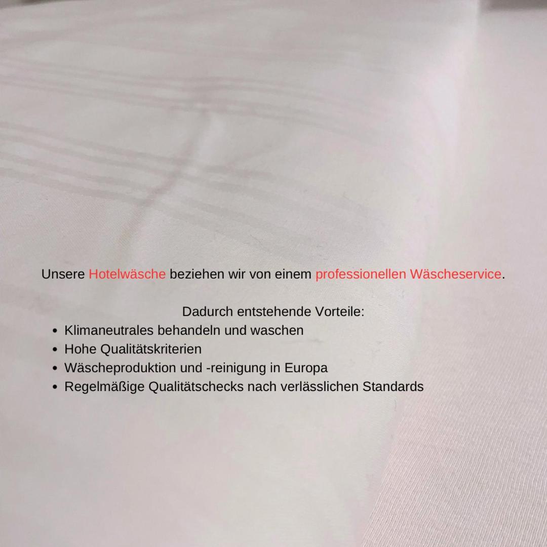 Fewo 20 - Appartement Im Rottalblick - Youngmodern Wohnen Mit Bademantelgang Zur Therme, Tv, Balkon Und Persoenlichem Gaesteempfang Von Astarte Estate Бад Грисбах Екстериор снимка